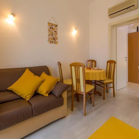 Apartments Franco Selce Exterior photo