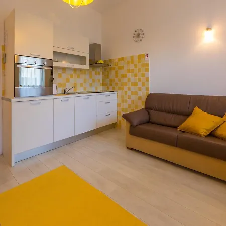 Apartments Franco Selce Exterior photo